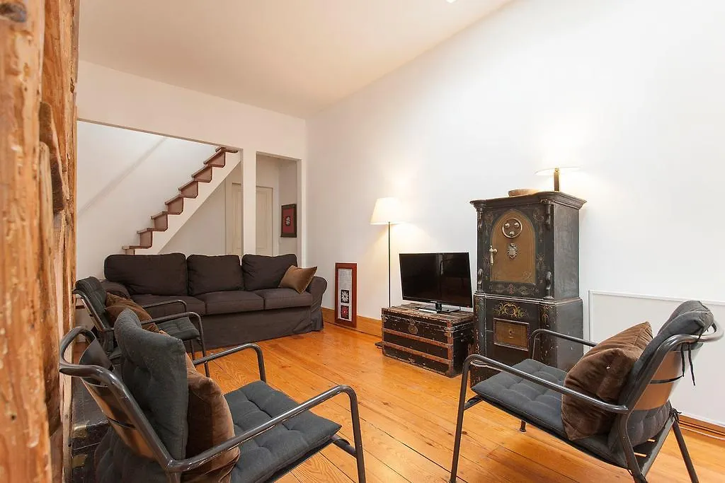 Appartement Central, Charming, Quiet, Garden&Parking Lissabon Portugal